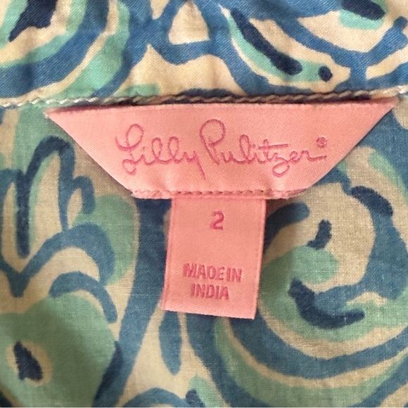 Lily Pulitzer Cruiser Blue Chasing Tail Button Up. Size 2 - Picture 11 of 16